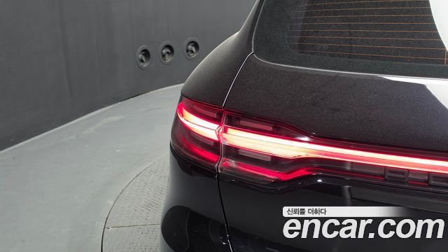Porsche Macan 2015 — photo 9