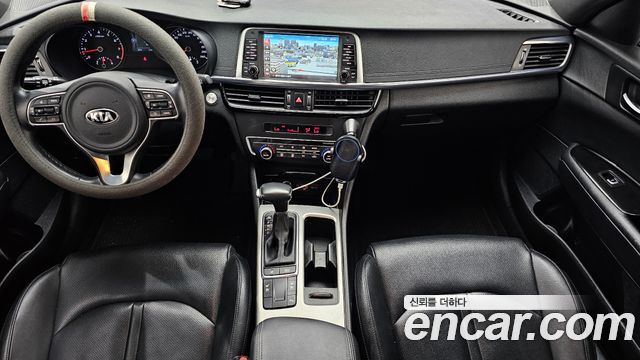 Kia K5 2017 — photo 10