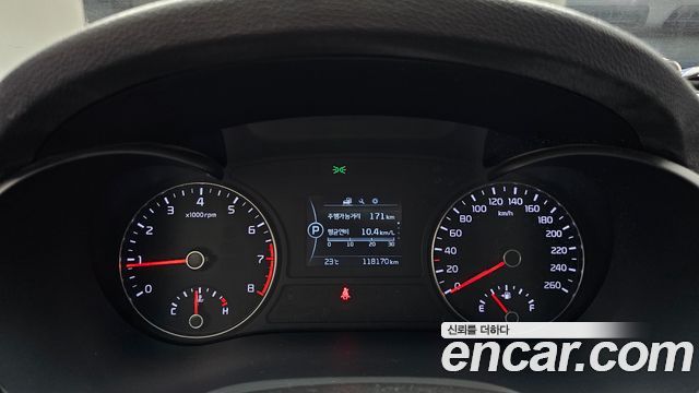 Kia K5 2017 — photo 11