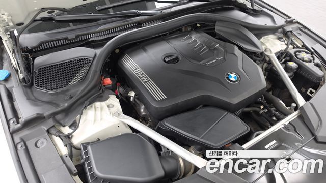 BMW 5-Series 2021 — photo 6