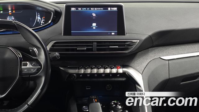 Peugeot 3008 2019 — photo 19
