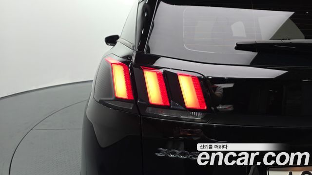 Peugeot 3008 2019 — photo 9