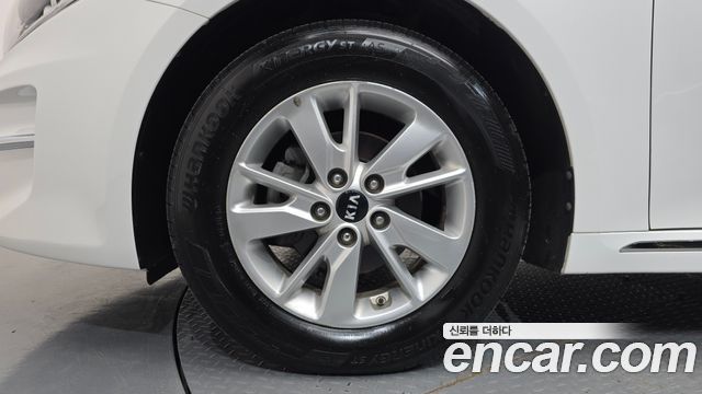 Kia K5 2017 — photo 5