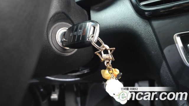 Kia K5 2017 — photo 23
