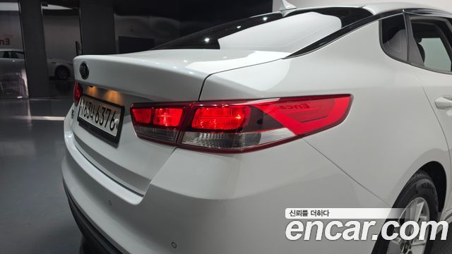Kia K5 2017 — photo 9