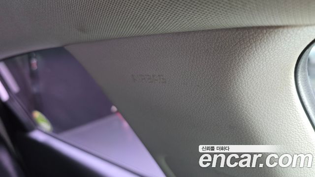 Kia K5 2017 — photo 30