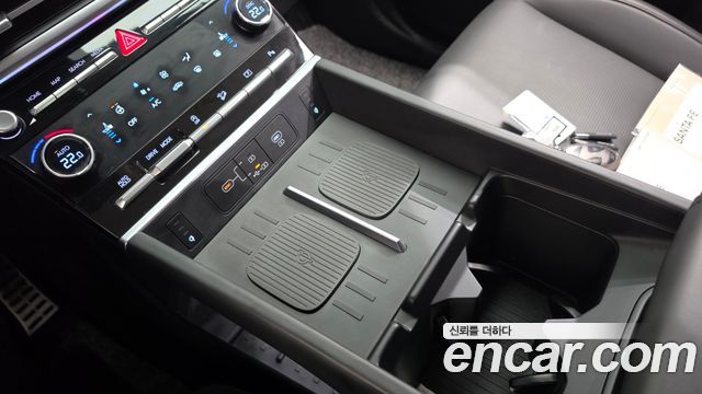 Hyundai Santafe 2024 — photo 29
