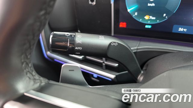 Hyundai Santafe 2024 — photo 30