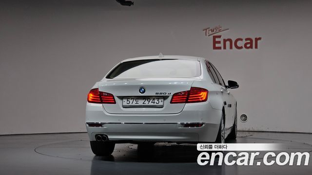 BMW 5-Series 2014 — photo 4