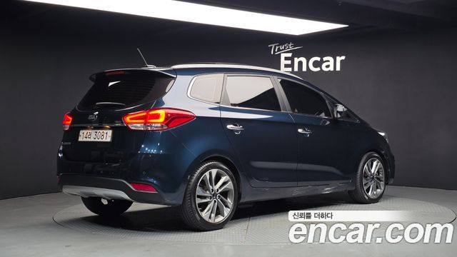 Kia Carens 2018 — photo 2
