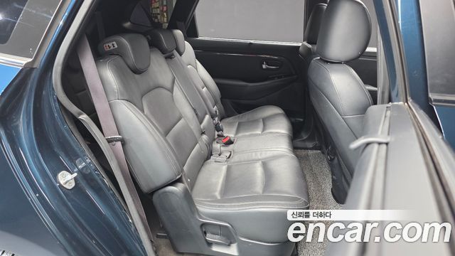 Kia Carens 2018 — photo 12
