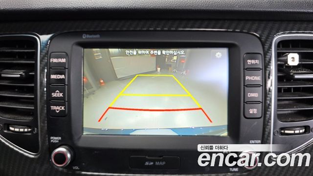 Kia Carens 2018 — photo 15