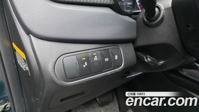 Kia Carens 2018 — photo 17