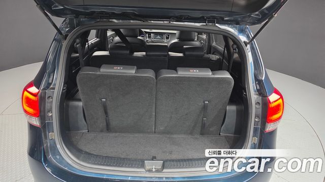 Kia Carens 2018 — photo 20