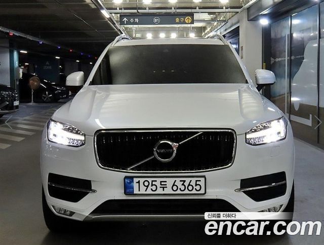 Volvo XC90 2017 — photo 2