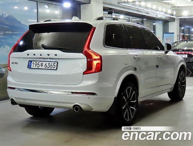 Volvo XC90 2017 — photo 4