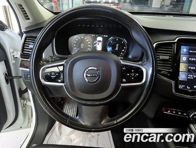 Volvo XC90 2017 — photo 8