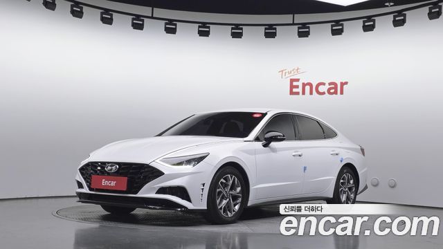 Hyundai Sonata 2022 — photo 1