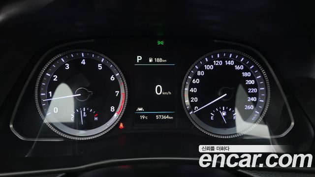 Hyundai Sonata 2022 — photo 11