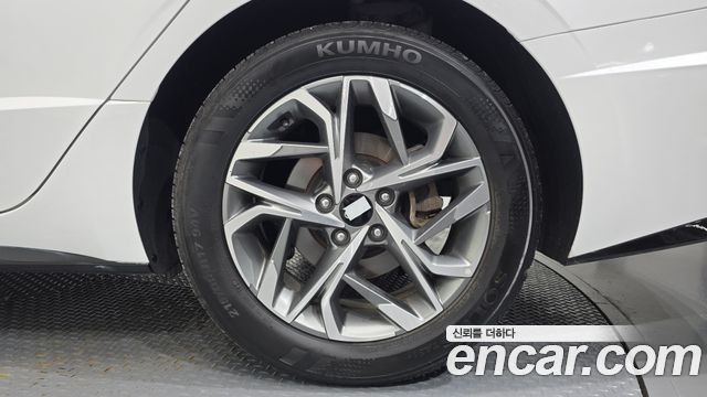 Hyundai Sonata 2022 — photo 7