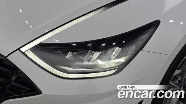 Hyundai Sonata 2022 — photo 8