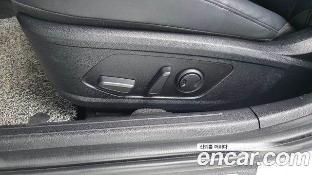 Hyundai Sonata 2022 — photo 30