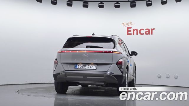 Hyundai Kona 2023 — photo 4