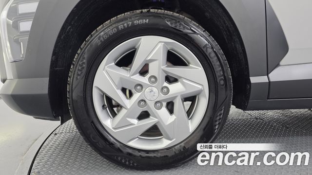 Hyundai Kona 2023 — photo 5