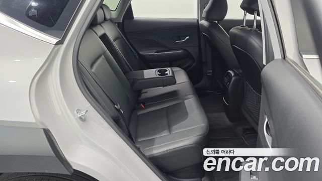Hyundai Kona 2023 — photo 12
