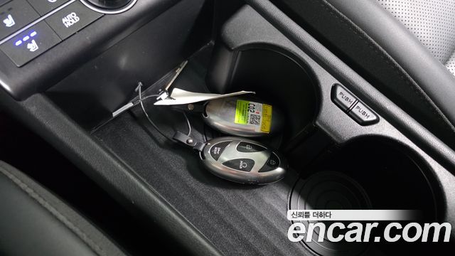 Hyundai Kona 2023 — photo 16