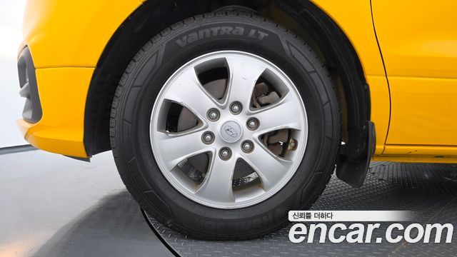 Hyundai Starex 2021 — photo 5