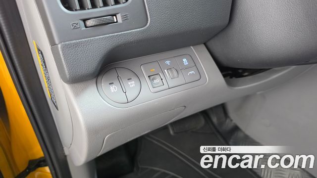 Hyundai Starex 2021 — photo 24