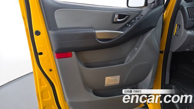 Hyundai Starex 2021 — photo 14