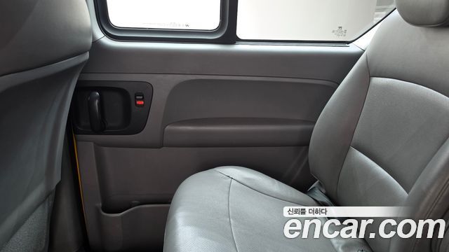 Hyundai Starex 2021 — photo 15