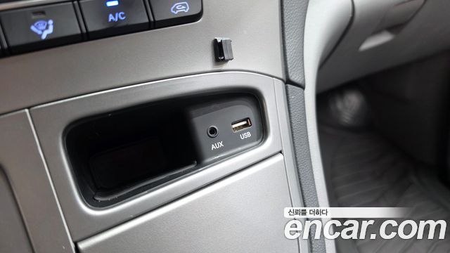 Hyundai Starex 2021 — photo 29