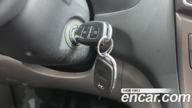 Hyundai Starex 2021 — photo 30