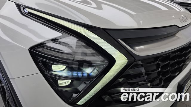 Kia Sportage 2022 — photo 8
