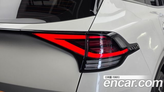 Kia Sportage 2022 — photo 9