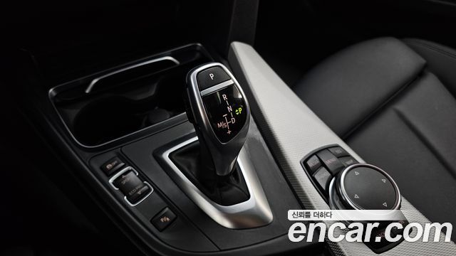 BMW 3-Series 2016 — photo 9