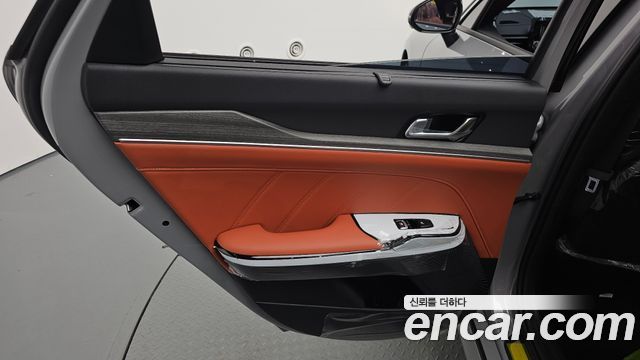 Kia K5 2027 — photo 15