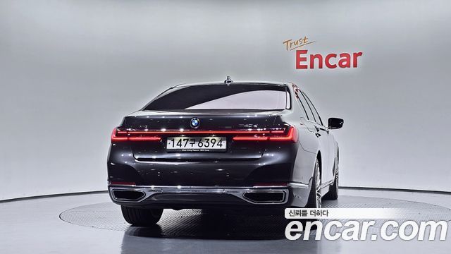 BMW 7-Series 2020 — photo 4