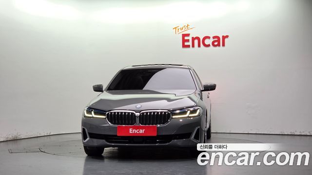 BMW 5-Series 2022 — photo 3