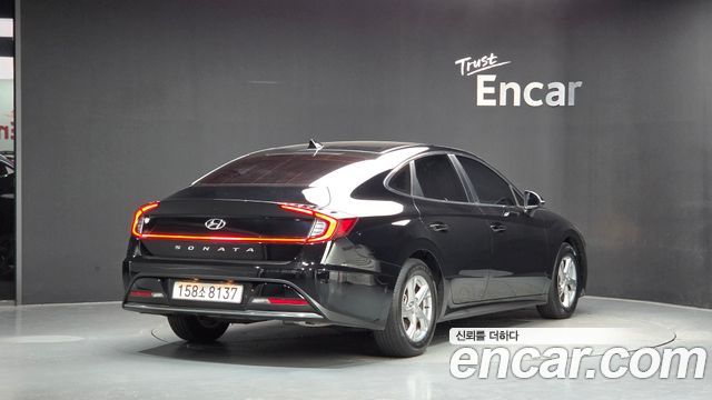 Hyundai Sonata 2022 — photo 2