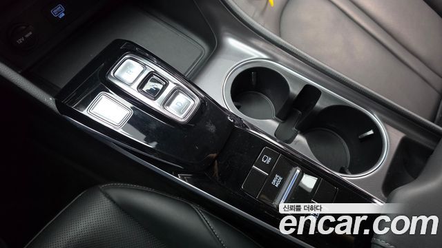 Hyundai Sonata 2022 — photo 9