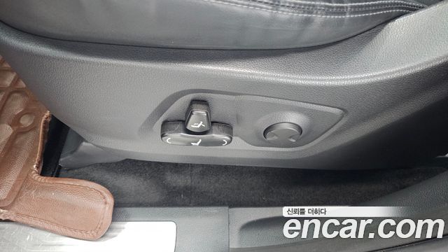 KG Mobility Rexton 2021 — photo 32