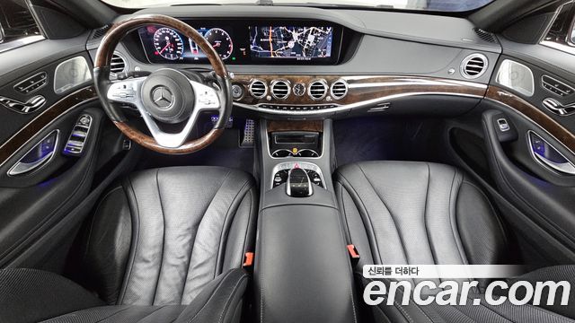Mercedes-Benz S-Class 2018 — photo 10