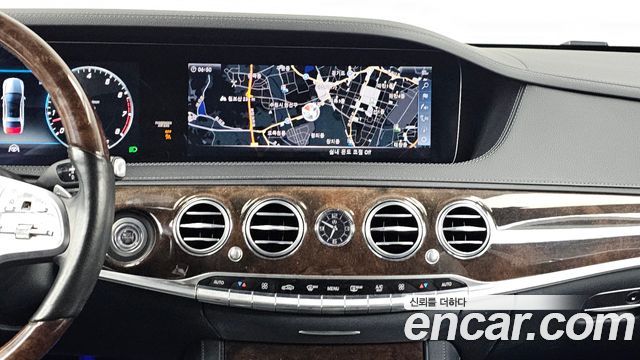 Mercedes-Benz S-Class 2018 — photo 20