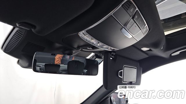 Mercedes-Benz S-Class 2018 — photo 34