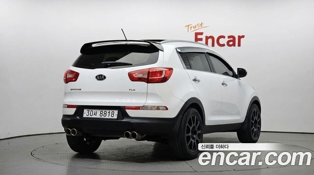 Kia Sportage 2012 — photo 2
