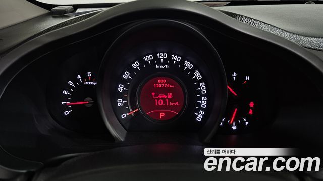Kia Sportage 2012 — photo 8